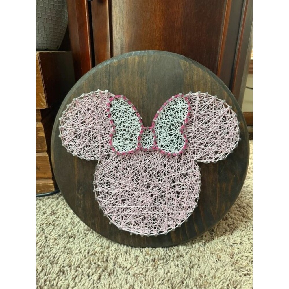 Minnie Mouse art decor